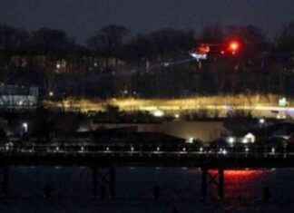 Accidente aéreo en Washington: Avión choca con helicóptero y cae al río accidente-areo-en-washington-avin-choca-con-helicptero-y-cae-al-ro