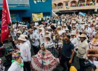 Desfile de las Mil Polleras: Éxito total según Autoridad de Turismo desfile-de-las-mil-polleras-xito-total-segn-autoridad-de-turismo