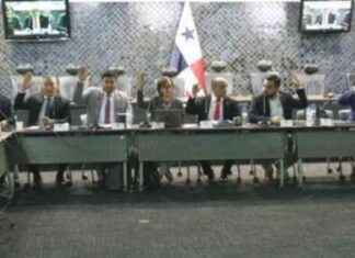 Reforma a la CSS: Comisión de Salud debate sin mesas tripartitas reforma-a-la-css-comisin-de-salud-debate-sin-mesas-tripartitas