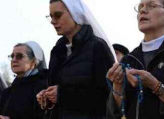 Rosario por la salud del Papa Francisco: fieles y autoridades en Roma se unen rosario-por-la-salud-del-papa-francisco-fieles-y-autoridades-en-roma-se-unen