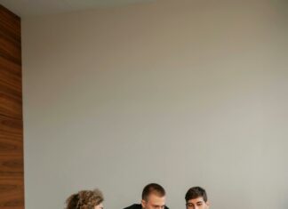 Qué es PASE-U y Cómo Puede Transformar Tu Carrera?