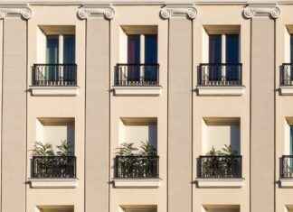 Alineaciones De Atlético De Madrid Contra Girona Futbol Club En Una Tarde Intensa Alineaciones De Atlético De Madrid Contra Girona Futbol Club En Una Tarde Intensa