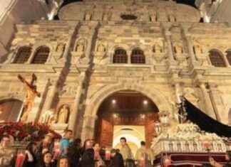 Celebración de Semana Santa en el Casco Antiguo: Tradición y Evolución en Vivo celebracin-de-semana-santa-en-el-casco-antiguo-tradicin-y-evolucin-en-vivo