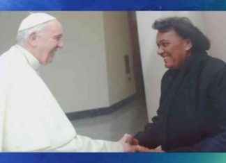 El legado del Papa Francisco en una sacristana panameña: La broma y el vino el-legado-del-papa-francisco-en-una-sacristana-panamea-la-broma-y-el-vino