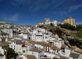 escanciador de sidra – Cómo usar correctamente un escanciador de sidra para disfrutar de la tradición asturiana escanciador de sidra – Cómo usar correctamente un escanciador de sidra para disfrutar de la tradición asturiana