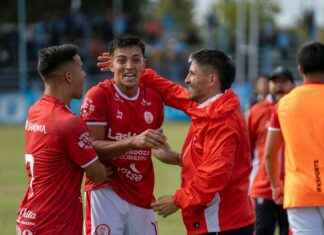 Insider Look: Alineaciones de PSG contra FC Barcelona Insider Look: Alineaciones de PSG contra FC Barcelona