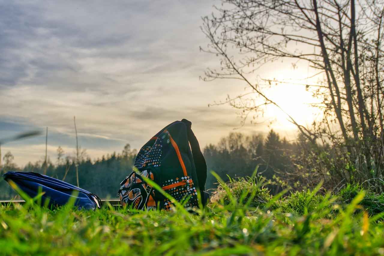 ¿Qué llevar en una mochila militar para aventuras extremas?