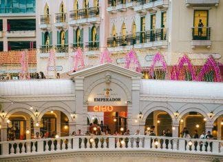 Nuevo Emperador: ¿Qué Significa Este Cambio Para Todos?