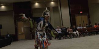 Orgullo nativo americano brilla en evento de FSU Panama City orgullo-nativo-americano-brilla-en-evento-de-fsu-panama-city