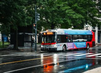 Tarjeta De Metrobús: Descubre Cómo Ahorrar En Tu Transporte
