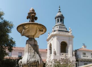Plaza Cinco De Mayo: Descubre Su Historia Fascinante y Encanto