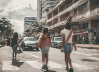 Cómo Comprar Útiles Escolares 50% Más Barato en Panamá: Guía 2025 Cómo Comprar Útiles Escolares 50% Más Barato en Panamá: Guía 2025