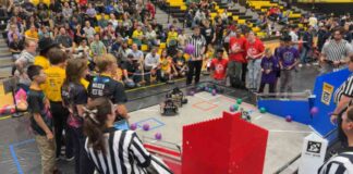 Competencia de robótica en el FIRST Tech Challenge en la Escuela Secundaria Rutherford competencia-de-robtica-en-el-frst-tech-challenge-en-la-escuela-secundaria-rutherford