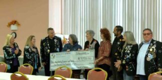 Krewe of St. Andrews Dona Dinero a Centro de Descanso del Área krewe-of-st-andrews-dona-dinero-a-centro-de-descanso-del-rea