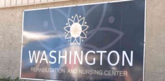 Niños de kinder van de truco o trato al hogar de ancianos nios-de-kinder-van-de-truco-o-trato-al-hogar-de-ancianos