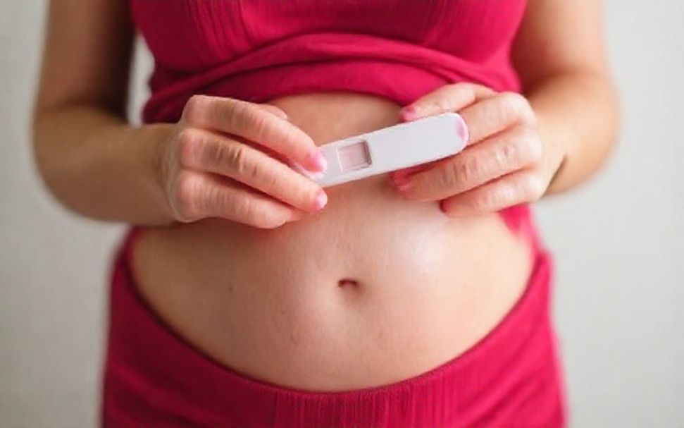 Descubre los secretos detrás de la prueba de embarazo líquida: ventajas y desventajas