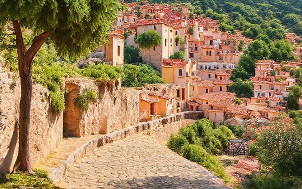 ¿Por qué España es el Destino de Viaje Perfecto? El Secretito que Nadie Te Conta*