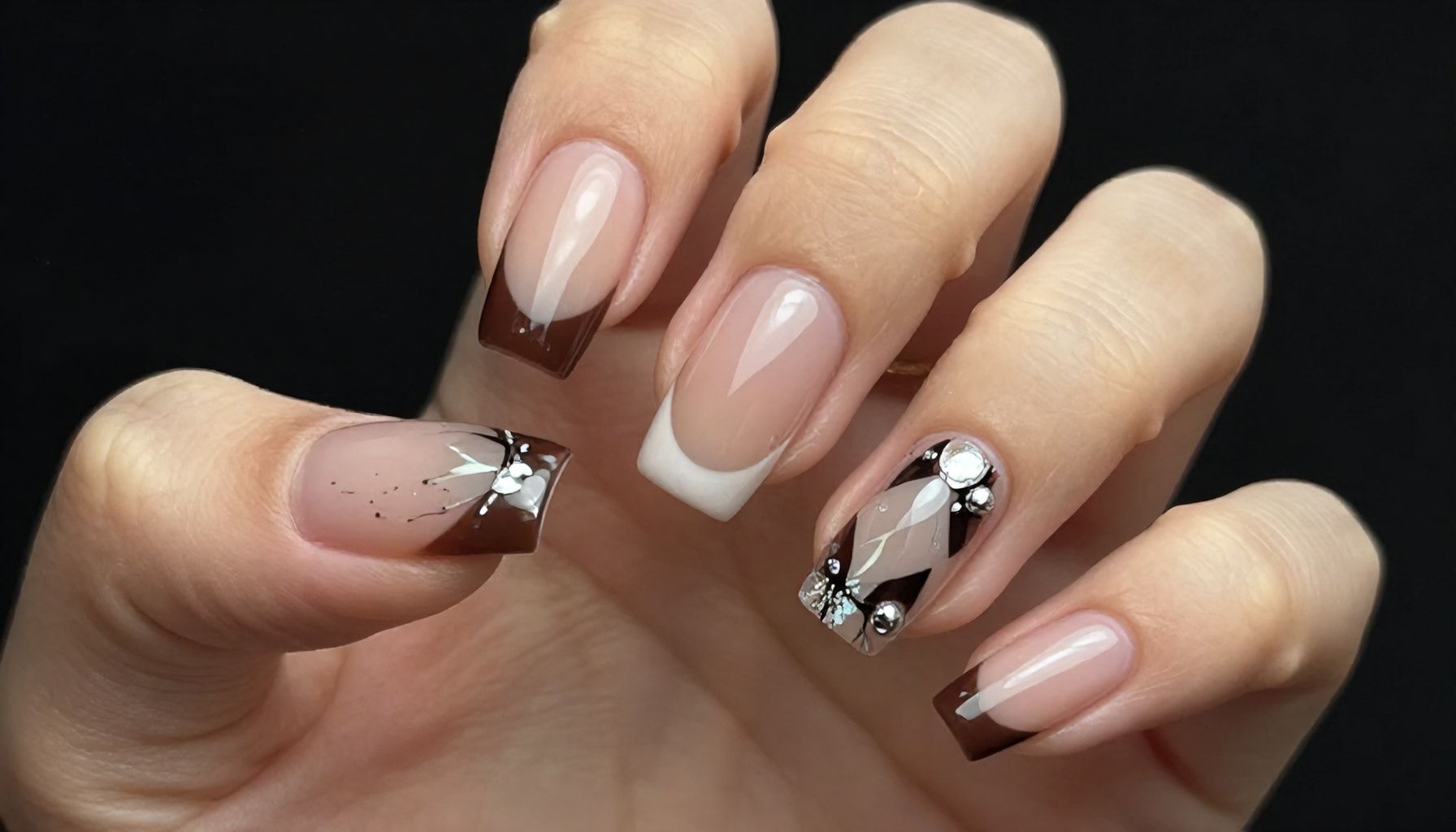 Las 10 tendencias de uñas que dominarán en 2025 5 Cómo elegir el estilo de uñas perfecto para cada ocasión