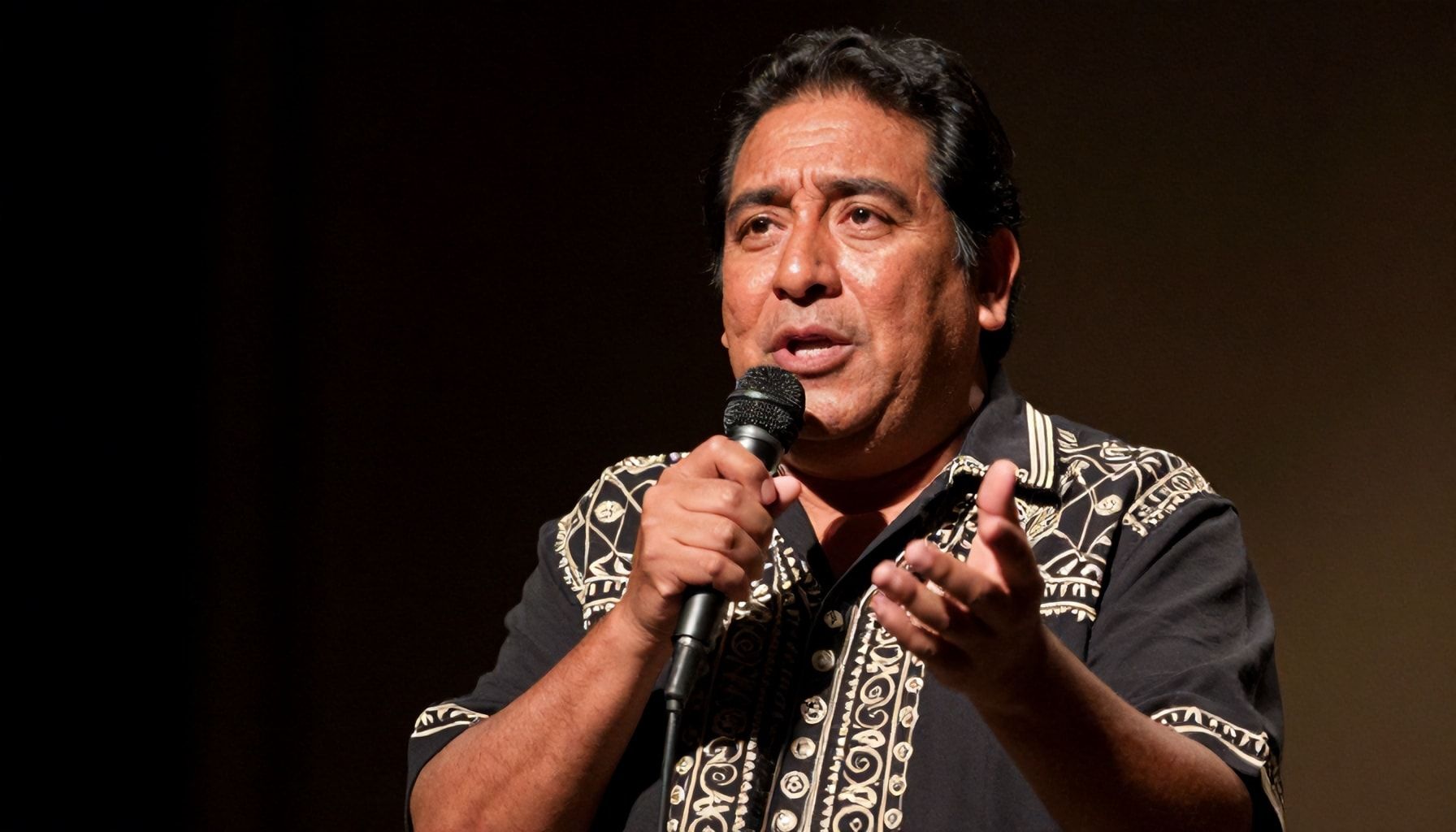 El nieto de Capulina: su vida, legado y conexión con el humor latino 3 Cómo honrar la herencia cómica de Capulina en la actualidad*