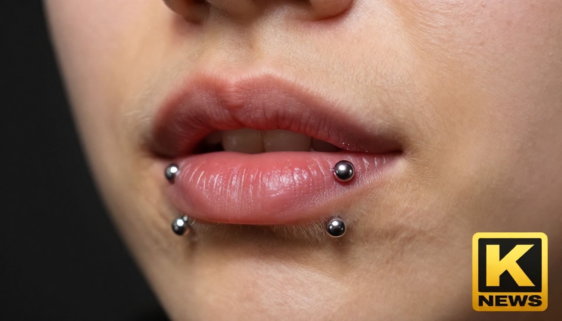 El aumento de piercings en la mandíbula: qué debes saber antes de hacerlo 2 Diferencias entre el piercing de mandíbula y otros piercings faciales