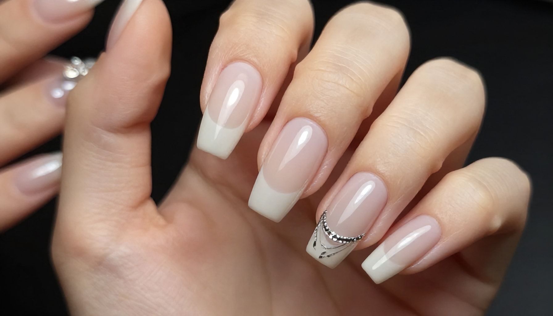 El arte de las uñas elegantes en 2024